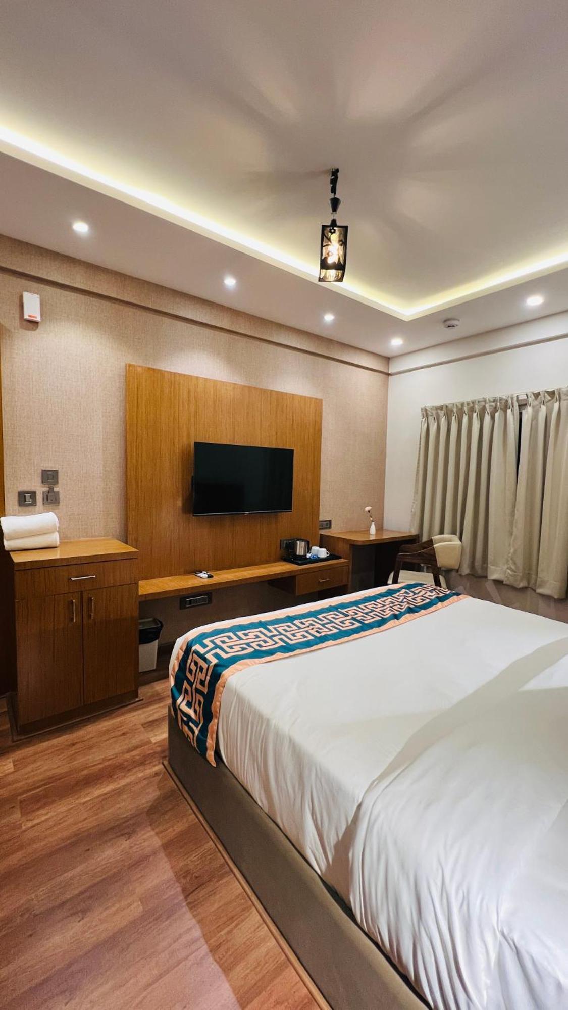 Hotel Aashraya Dod Jala Εξωτερικό φωτογραφία