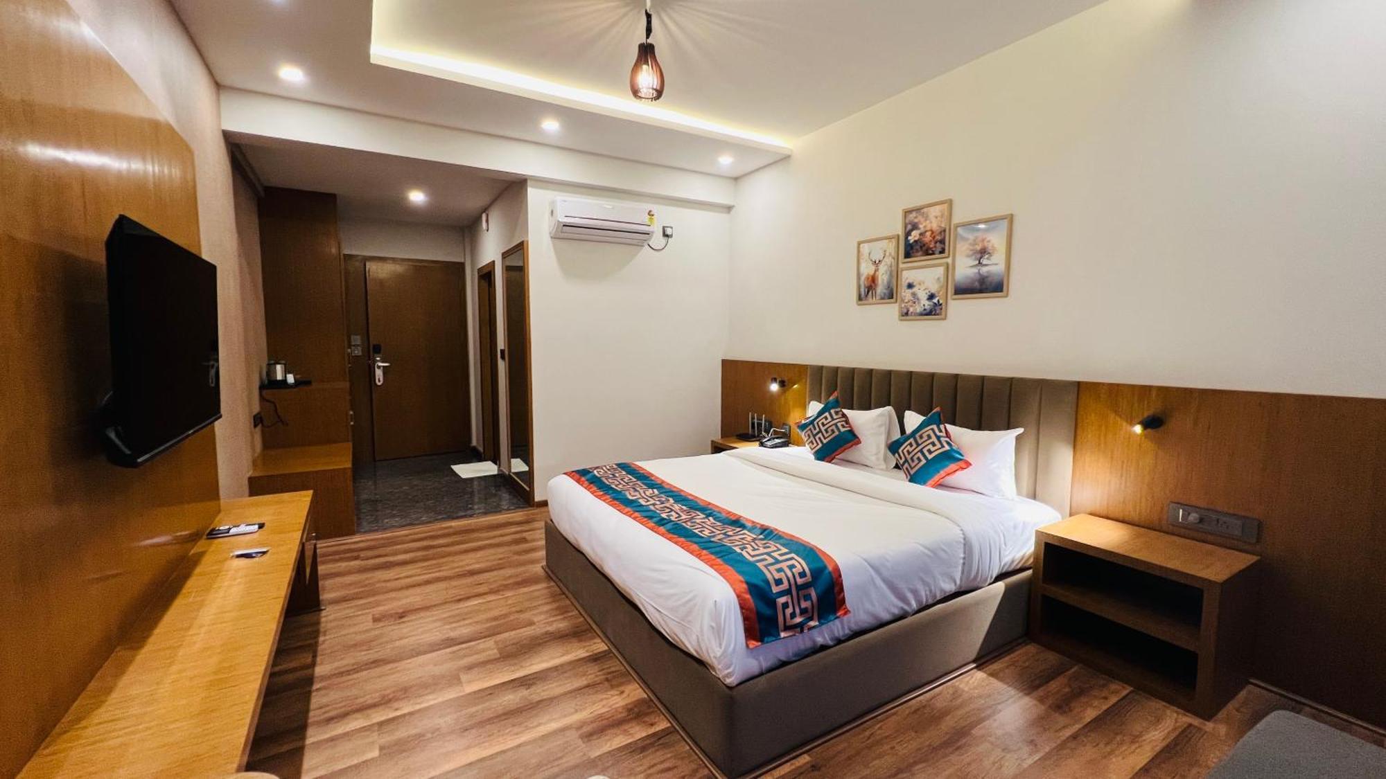 Hotel Aashraya Dod Jala Εξωτερικό φωτογραφία