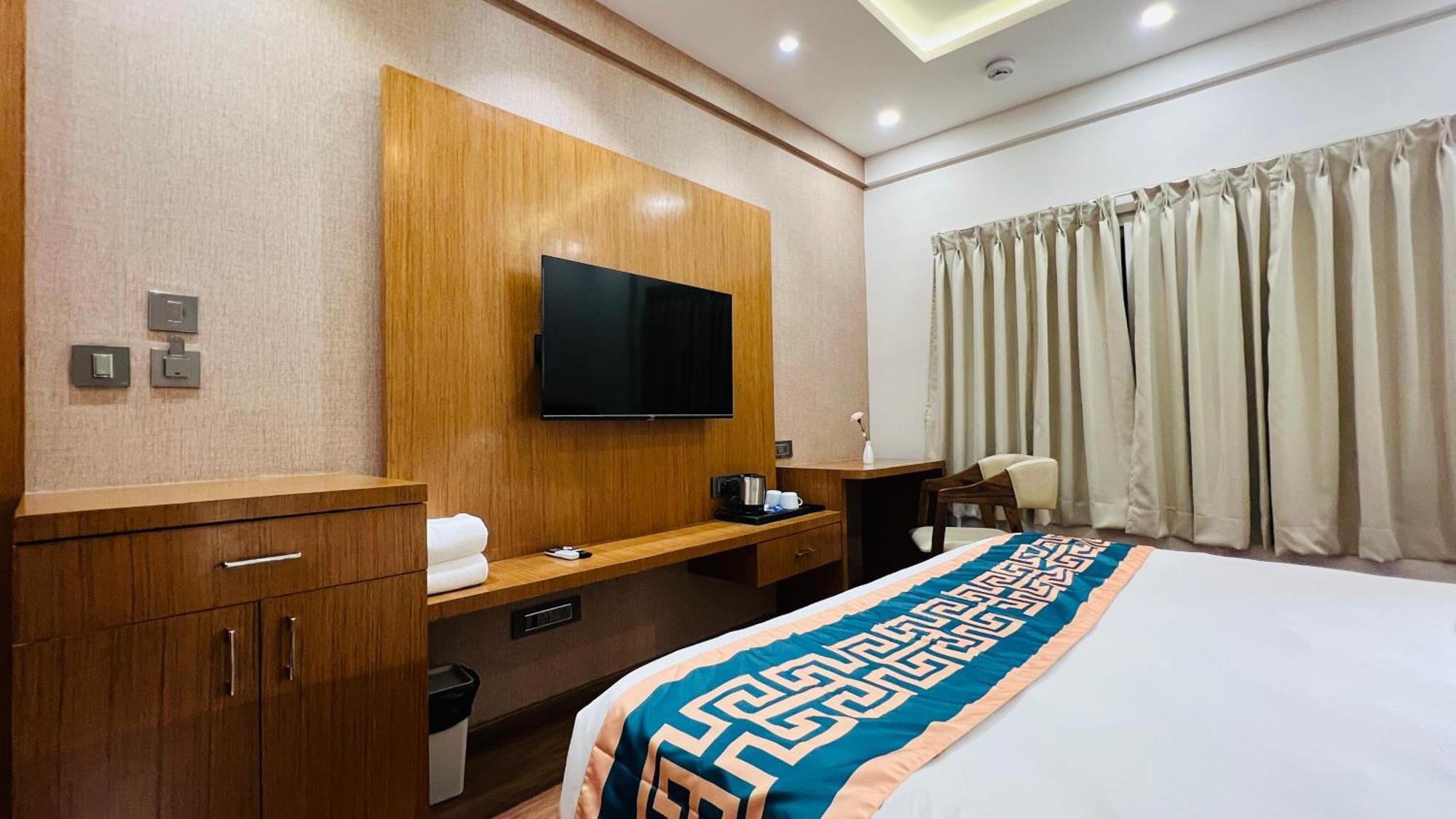 Hotel Aashraya Dod Jala Εξωτερικό φωτογραφία